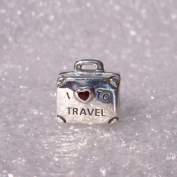 Pandora LOVE TO TRAVEL Charm Red Heart - Picture 3 of 8